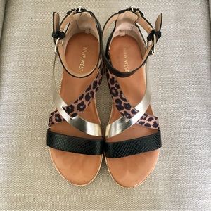 Nine West Bounce Leopard Print Ankle Wrap With Buckle Sandals Size 8.5